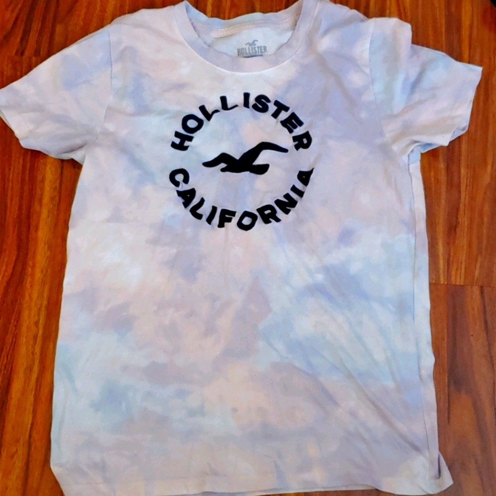 Hollister T-shirt